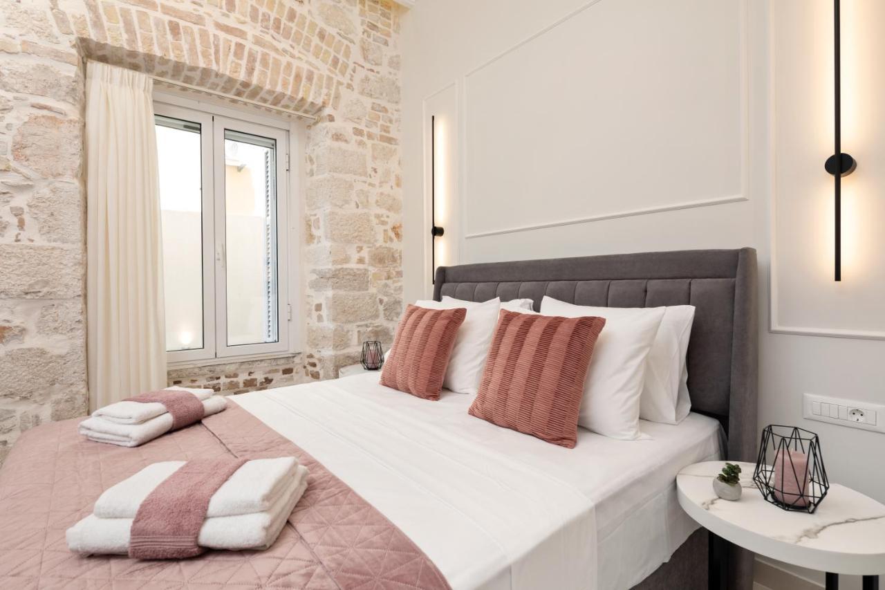 Modern-Vintage Old Town Suites Corfu  Exterior foto
